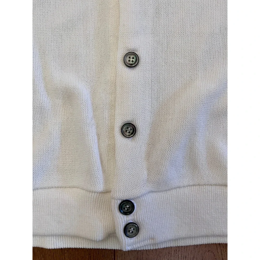 Puritan vintage white collar